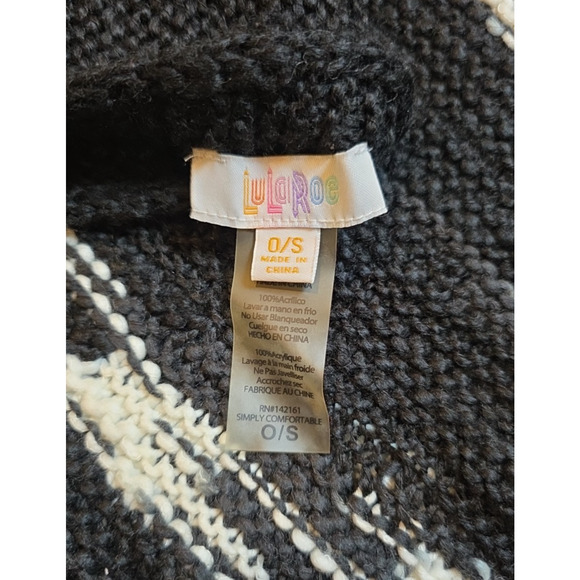 LuLaRoe Mimi Zebra Print Poncho Shawl Wrap Fringe Cozy Knit Boho Animal OS - Picture 3 of 3